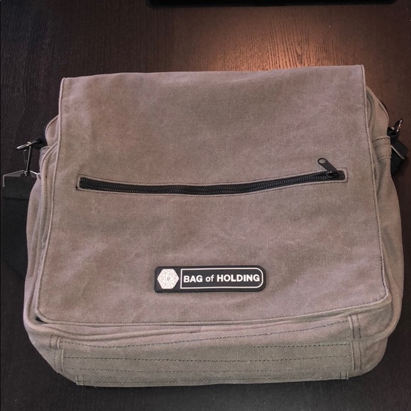 thinkgeek messenger bag of holding